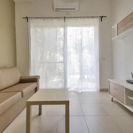 Azure Haven - And Penthouse By Shortletsmalta דירה