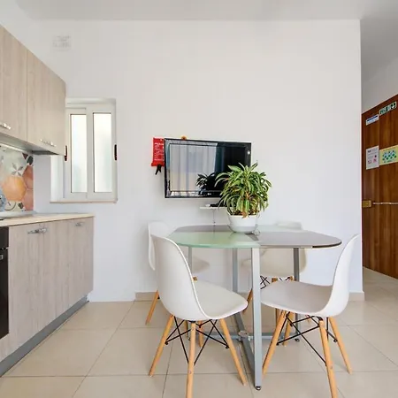 Azure Haven - And Penthouse By Shortletsmalta Gzira