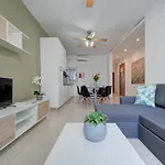 Azure Haven - And Penthouse By Shortletsmalta Apartment *