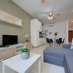 Apartment Azure Haven - And Penthouse By Shortletsmalta
