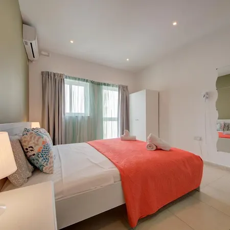 Azure Haven - And Penthouse By Shortletsmalta Апартаменты