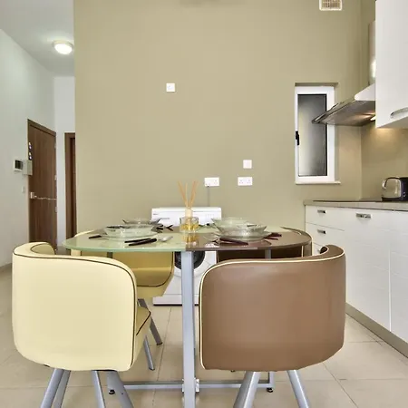 Apartamento Azure Haven - And Penthouse By Shortletsmalta