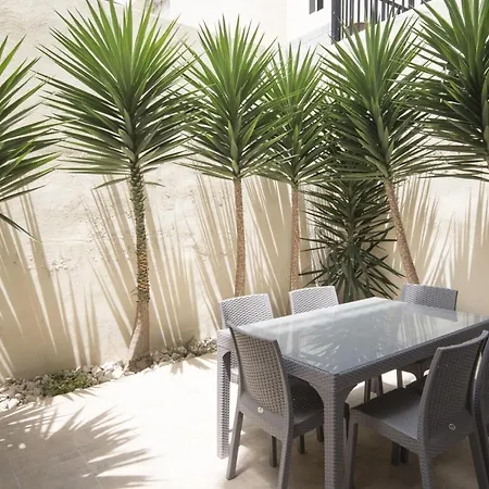 Apartment Azure Haven - And Penthouse By Shortletsmalta Gzira