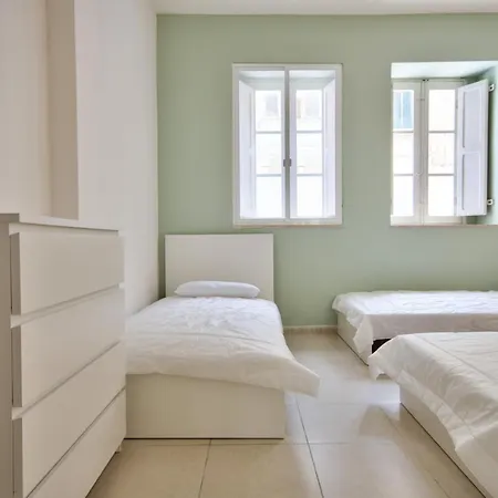 Apartamento Azure Haven - And Penthouse By Shortletsmalta