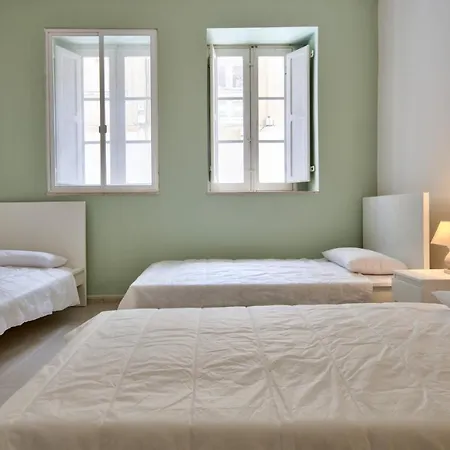 Azure Haven - And Penthouse By Shortletsmalta Gzira