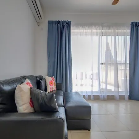 Apartment Azure Haven - And Penthouse By Shortletsmalta Gzira